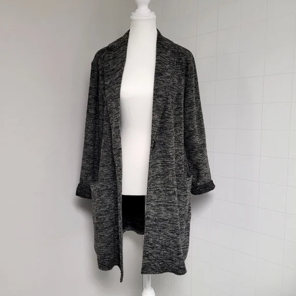 Tribal Jacket - Picture 5 of 6